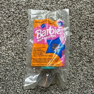 Locket Surprise Ken Barbie & Friends 1994 McDonald's Happy Meal Toy #6 Sealed
